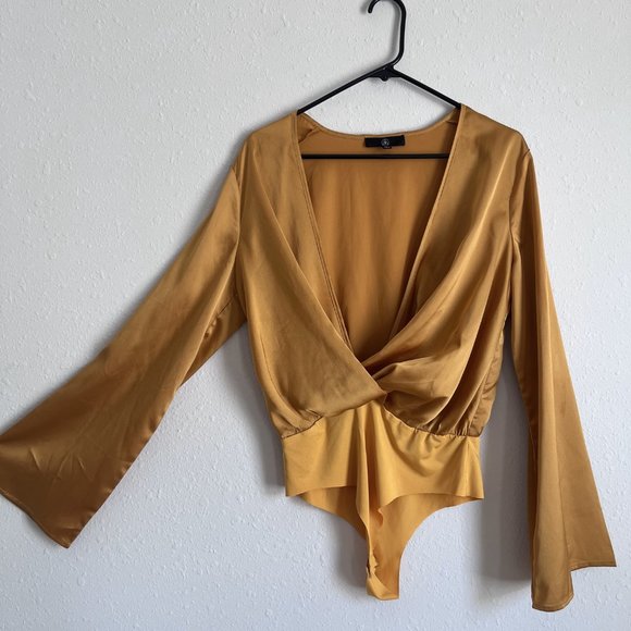 Bodysuit Mustard Bell Sleeve size 8 - Picture 2 of 7